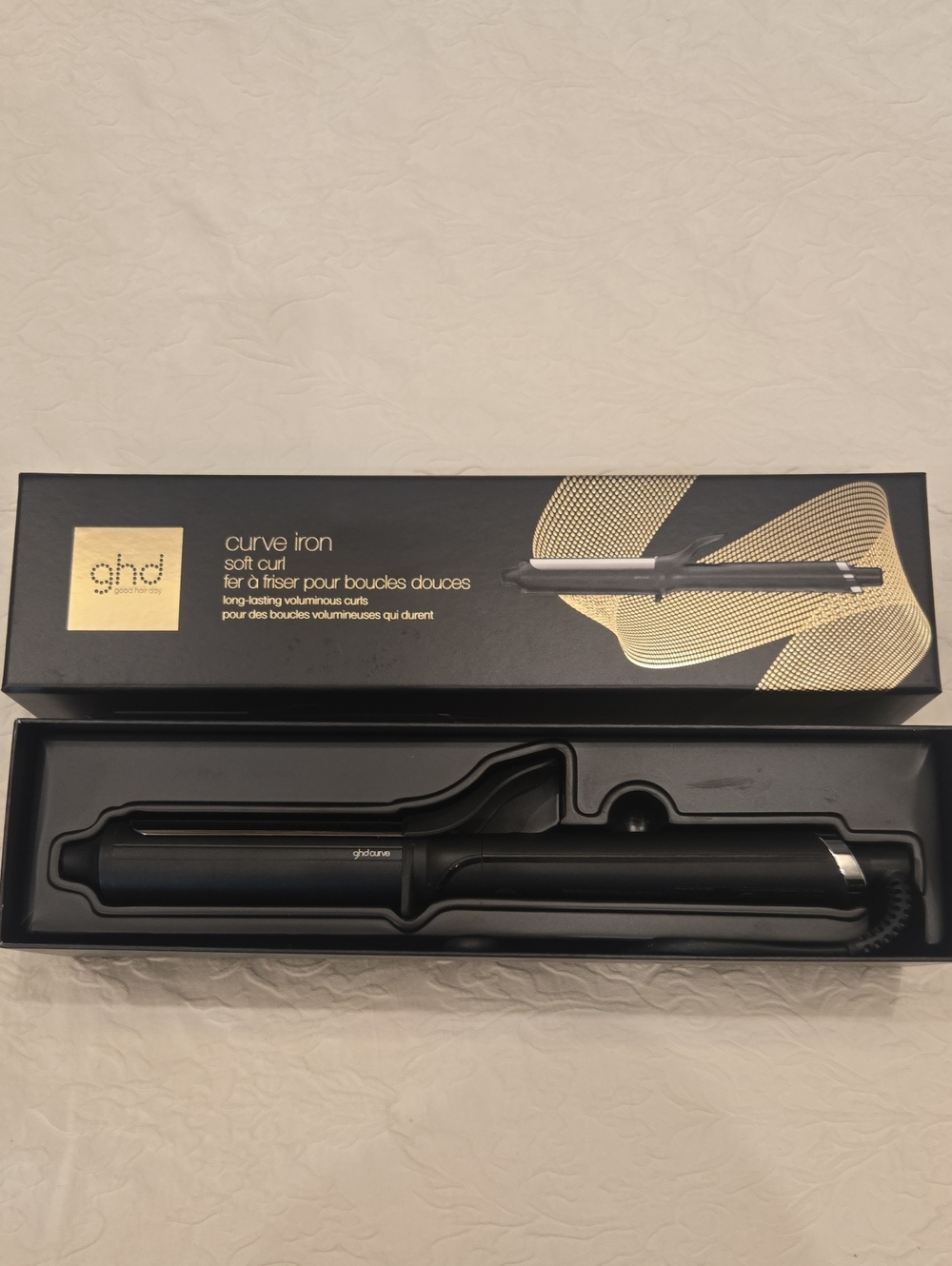 ghd Black with Gold Accent Curve Iron